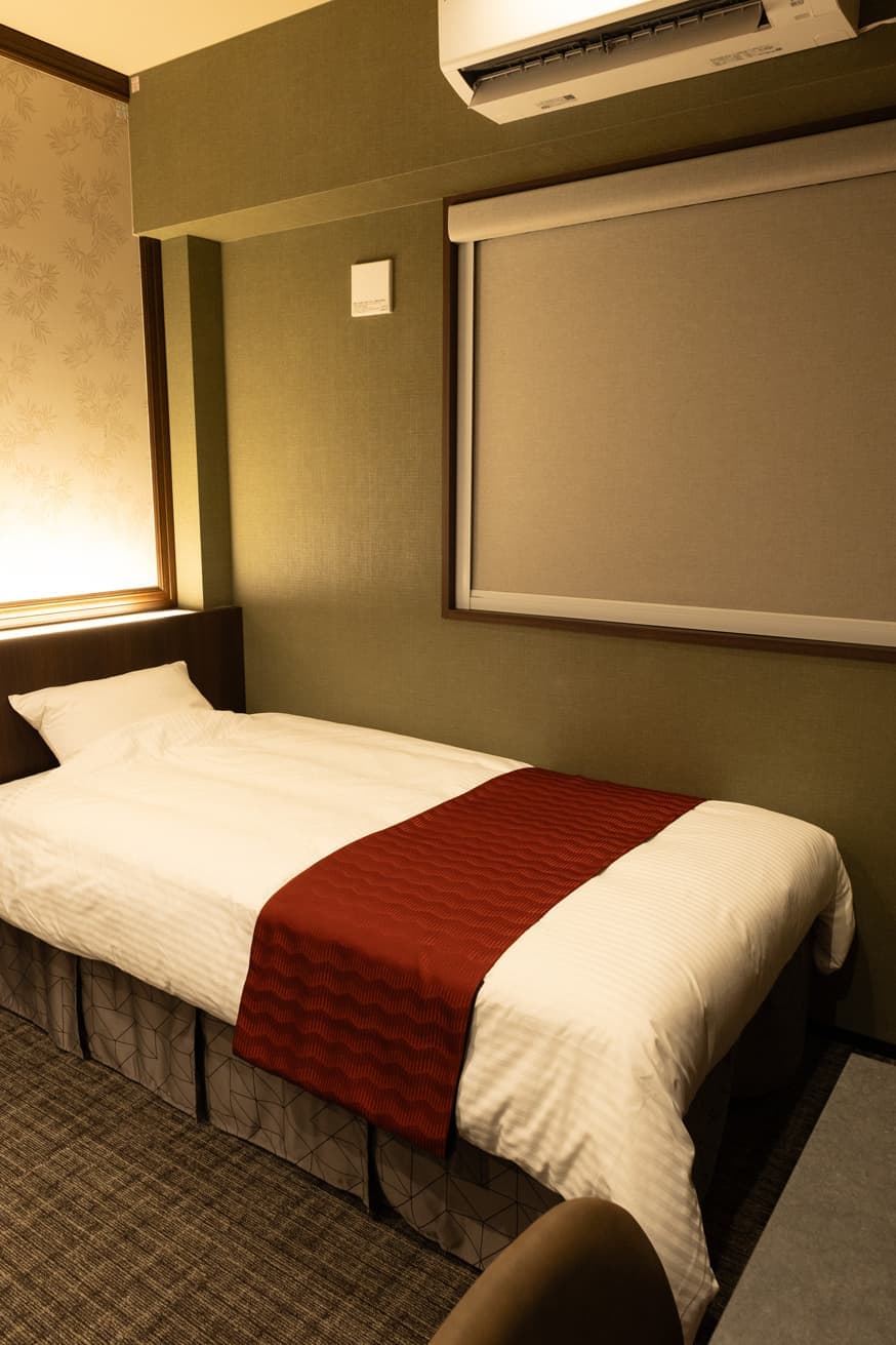 205号室 シングルルームのシャワールーム